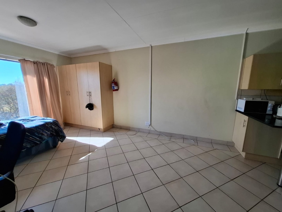 1 Bedroom Property for Sale in Vredenhof Sh Free State